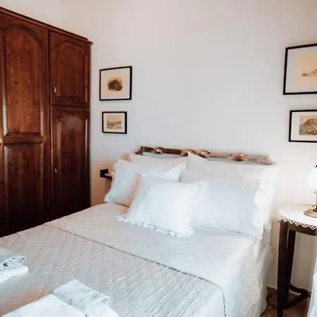 Apartament Olive Roots